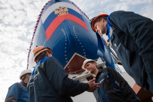 Спуск на воду атомного ледокола "Сибирь"