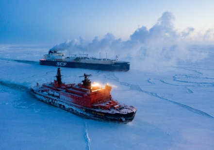 Арктический газовоз завершает экспериментальный рейс по Северному морскому пути