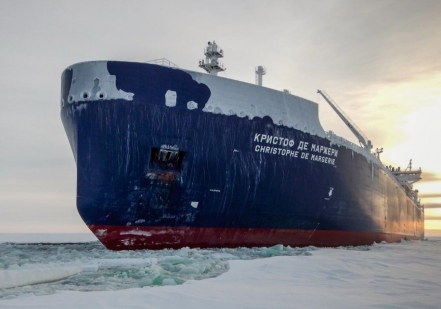  Росатомфлот обеспечил первый заход в порт Сабетта танкера-газовоза «Кристоф де Маржери»