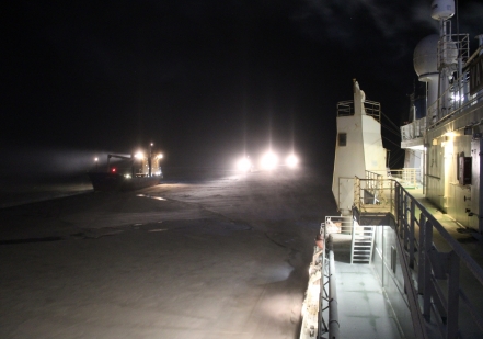 Росатомфлот завершил операцию по выводу каравана судов из акватории Северного морского пути 